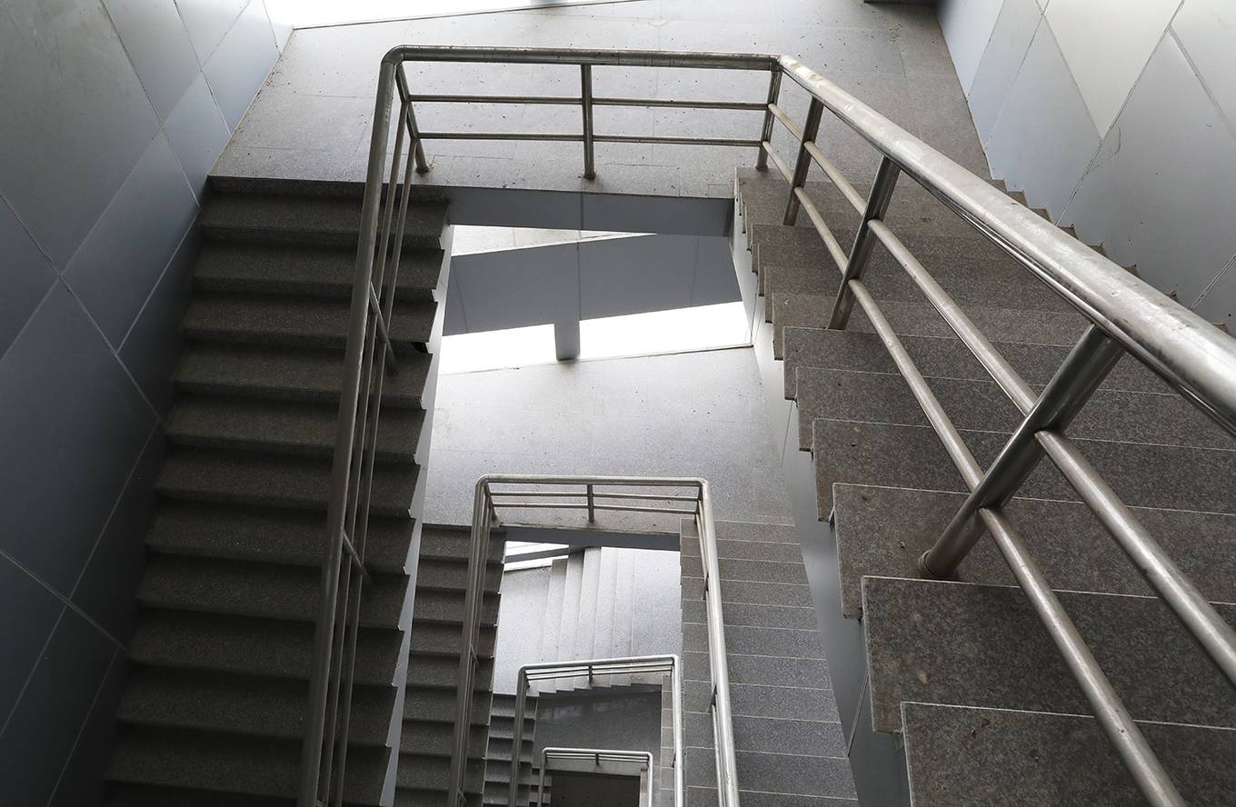 Nhà thi đấu hơn 1.000 tỷ đồng hoạt động cầm chừng