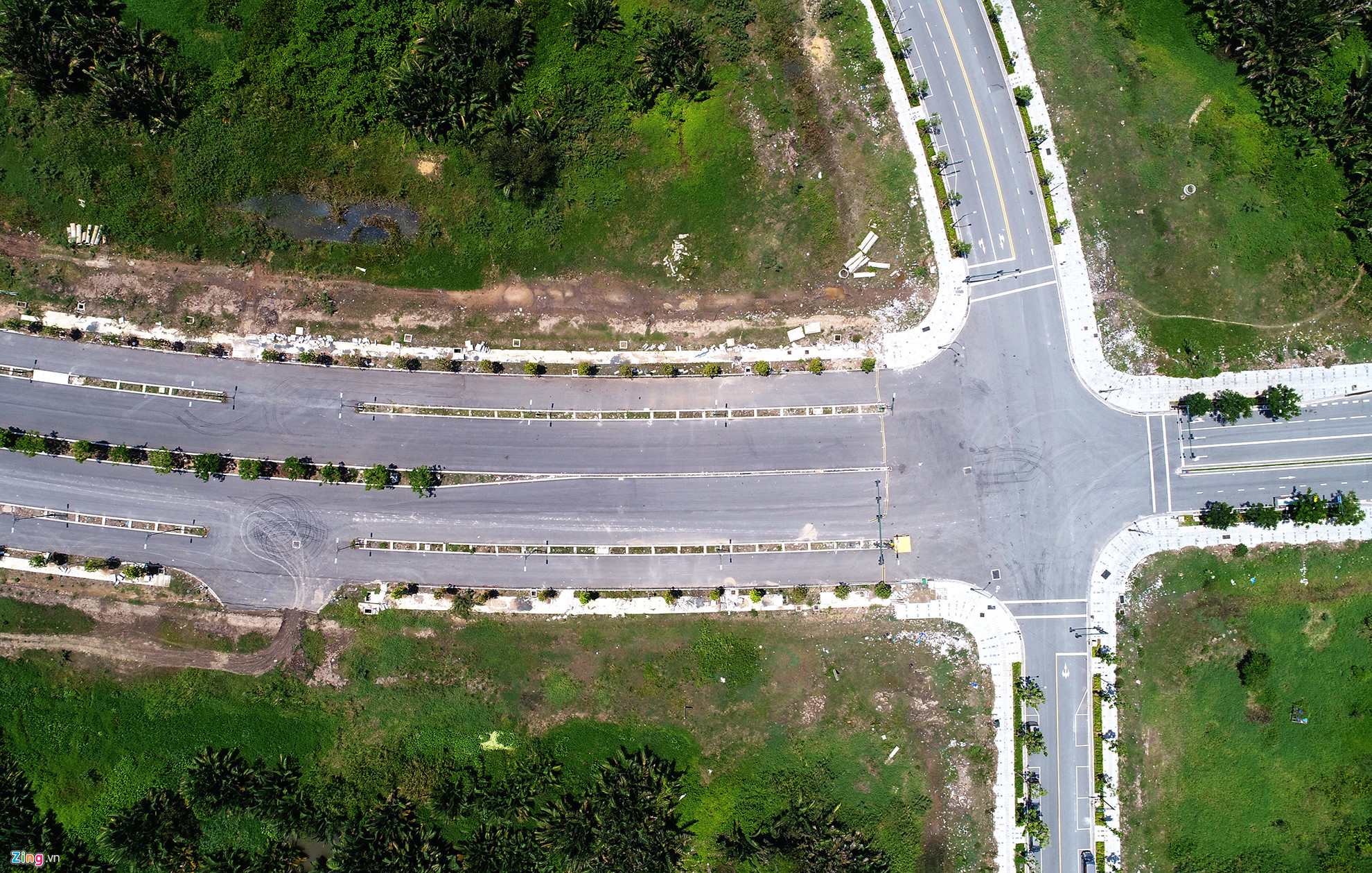 Video ảnh: Cận cảnh 4 tuyến đường 12.000 tỷ ở Thủ Thiêm do ông Tất Thành Cang ký