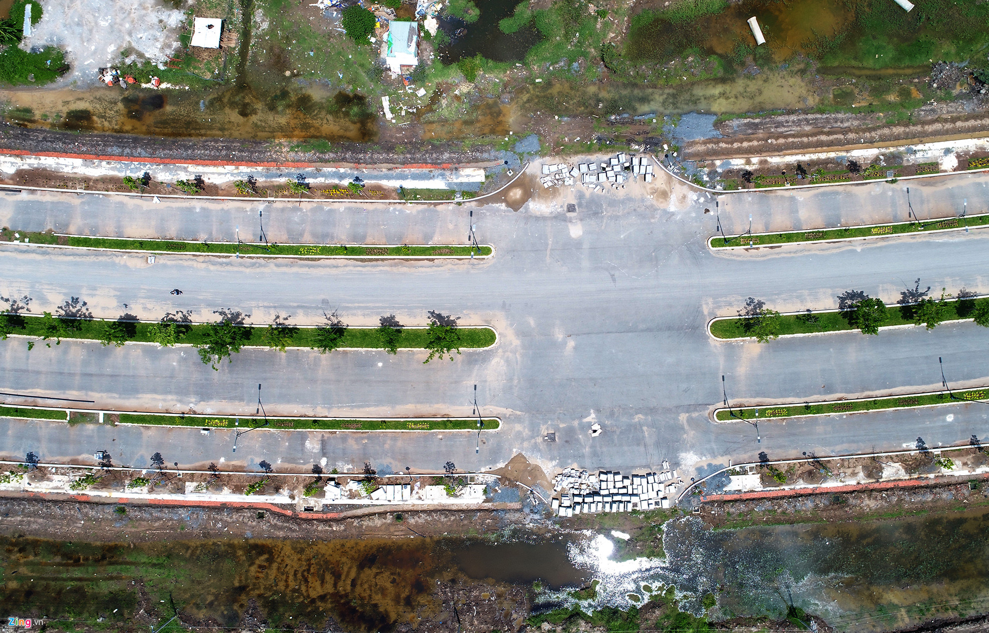 Video ảnh: Cận cảnh 4 tuyến đường 12.000 tỷ ở Thủ Thiêm do ông Tất Thành Cang ký