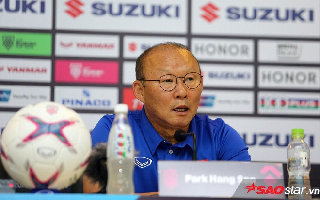 Vì sao HLV ĐT Malaysia tỏ ra lo sợ Văn Quyết trong cuộc quyết đấu?