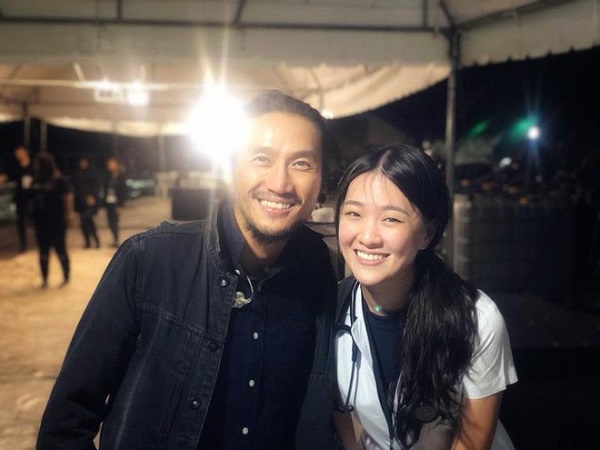 Phát sốt với vẻ đẹp ngỡ ngàng của nữ bác sĩ ĐT Thái Lan