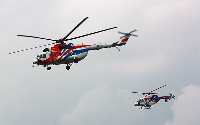 Video - Ảnh: Hai trực thăng Nga trình diễn ấn tượng trên bầu trời Hà Nội