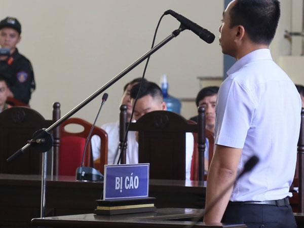 Vụ đánh bạc ngàn tỷ: Cái bắt tay nặng 1.264 tỷ