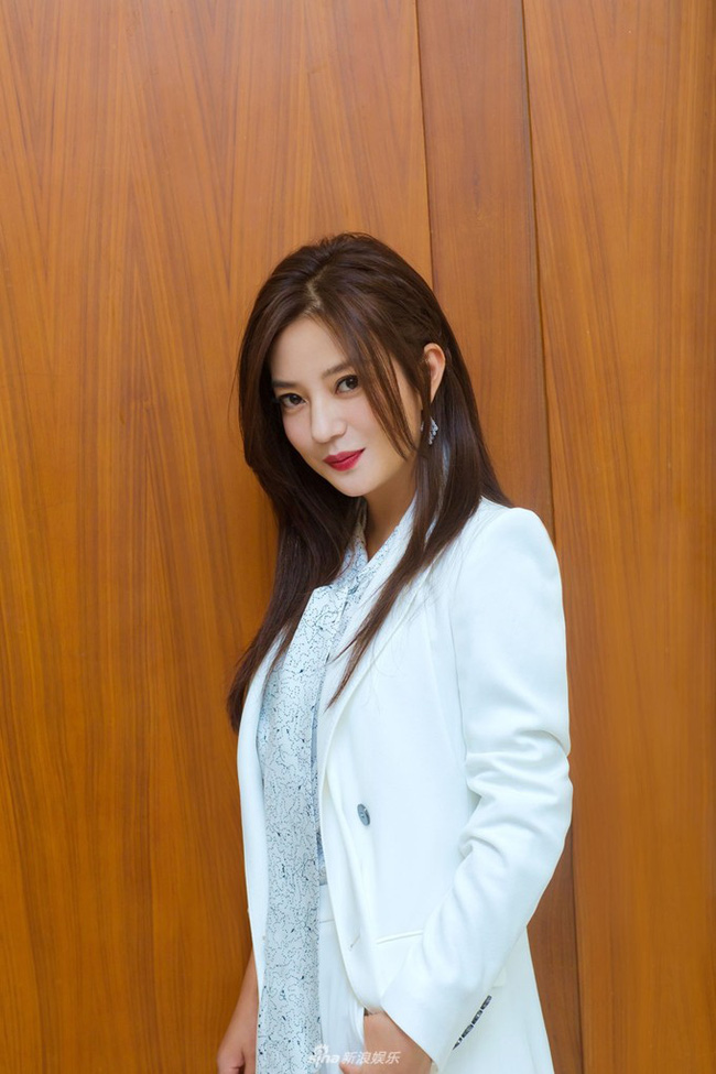 Được gọi là Niềm tự hào của Trung Hoa nhưng Triệu Vy từng bị chỉ thẳng mặt là kẻ vong ân bội nghĩa, sỉ nhục ân nhân