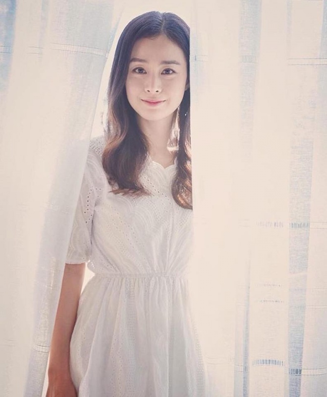 Sau 1 lần lỡ hẹn, Kim Tae Hee xác nhận đến Việt Nam vào cuối tháng 11