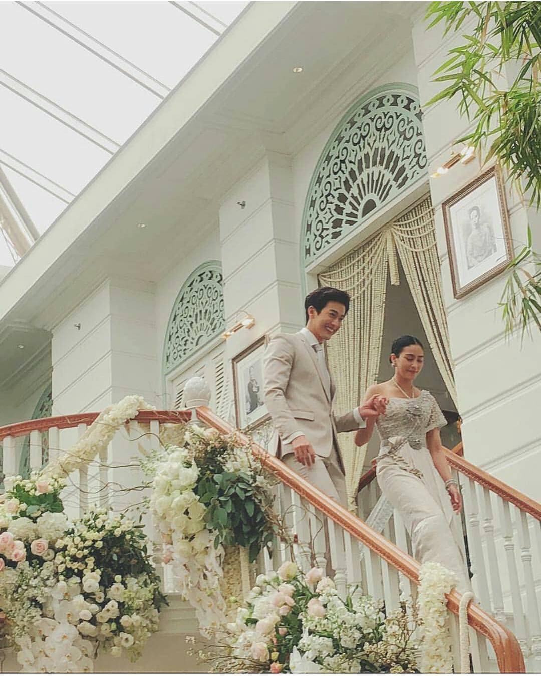 Đám cưới cặp quyền lực nhất Tbiz Push Puttichai và Jooy: Hôn lễ truyền thống siêu sang, dàn phù dâu phù rể khủng