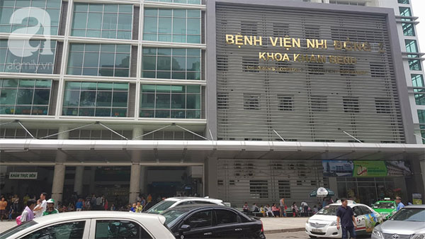 Thấy trẻ đau bụng, có vết đen lạ trên môi: Cha mẹ coi chừng con mắc hội chứng nguy hiểm, dễ dẫn đến ung thư