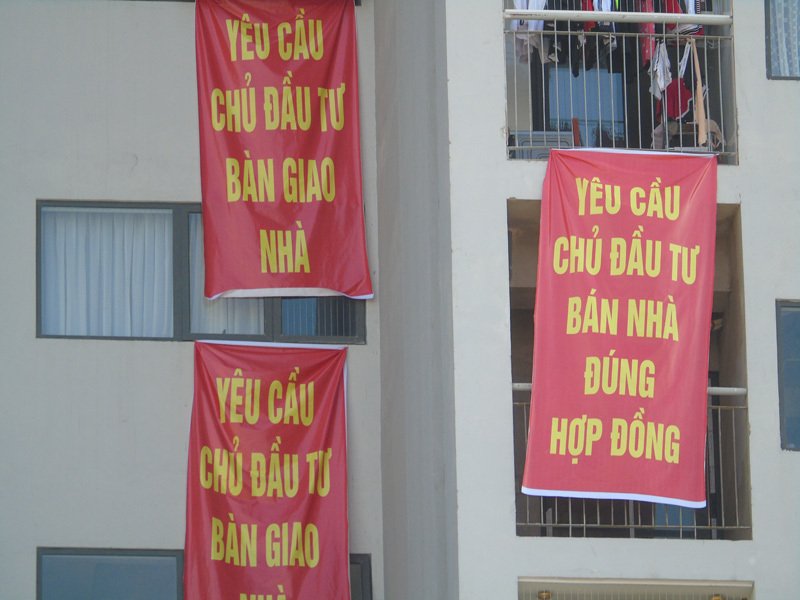 Cư dân Bảo Sơn 31 tầng đồng loạt treo biển bán nhà
