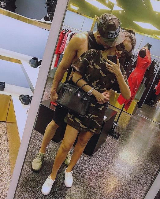 Hot girl Meo Meo gây bất ngờ khi công khai đã kết hôn lần hai Hot girl Meo Meo gây bất ngờ khi công khai đã kết hôn lần hai