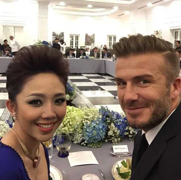 Hot girl hội Rich Kid - Thảo Tiên khoe ảnh chụp chung với David Beckham ở Singapore