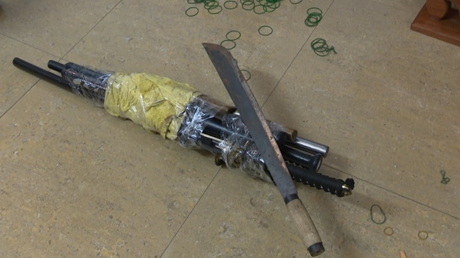 Triệt phá ổ bạc trong hầm ở TP Đà Lạt, thu giữ cả tỷ đồng cùng nhiều hung khí