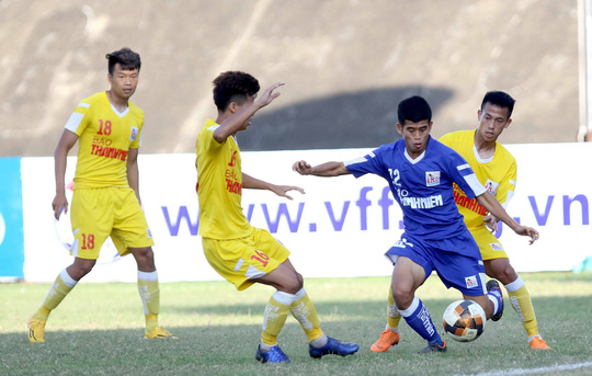 Thắng B.Bình Dương, U21 Hà Nội xứng đáng lên ngôi vương