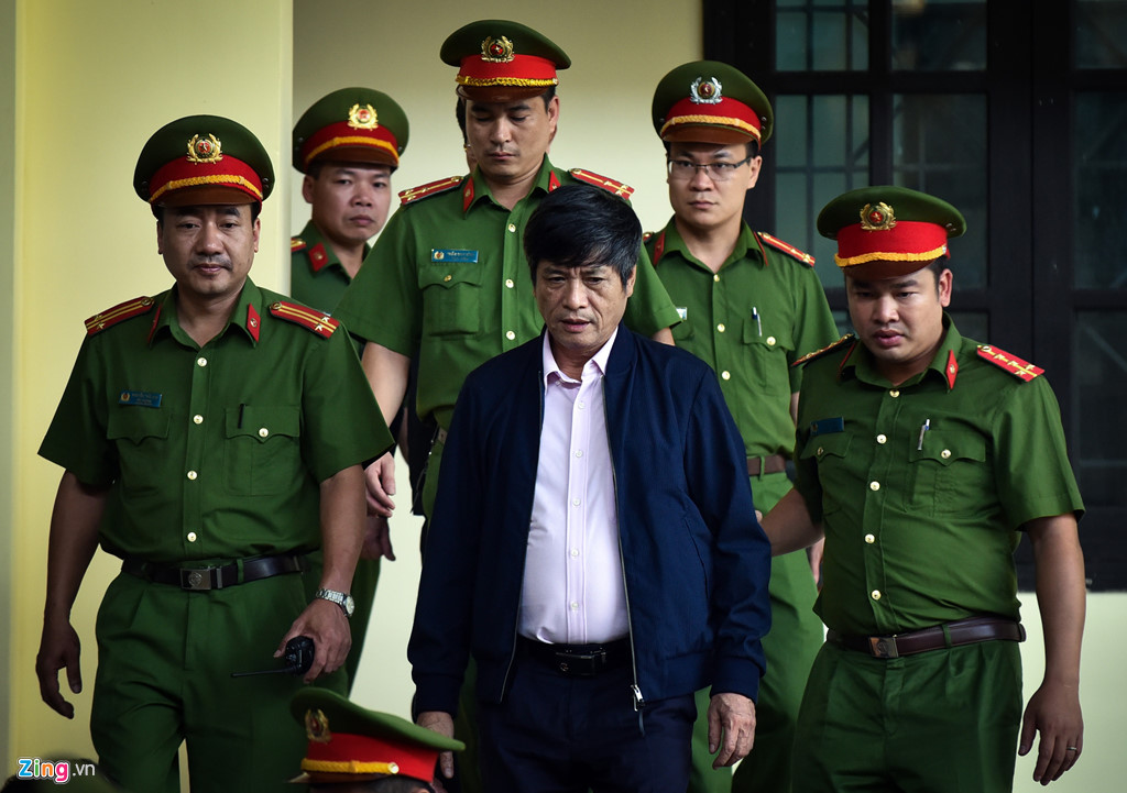 Cách ly trùm ổ bạc nghìn tỷ Nguyễn Văn Dương tại tòa