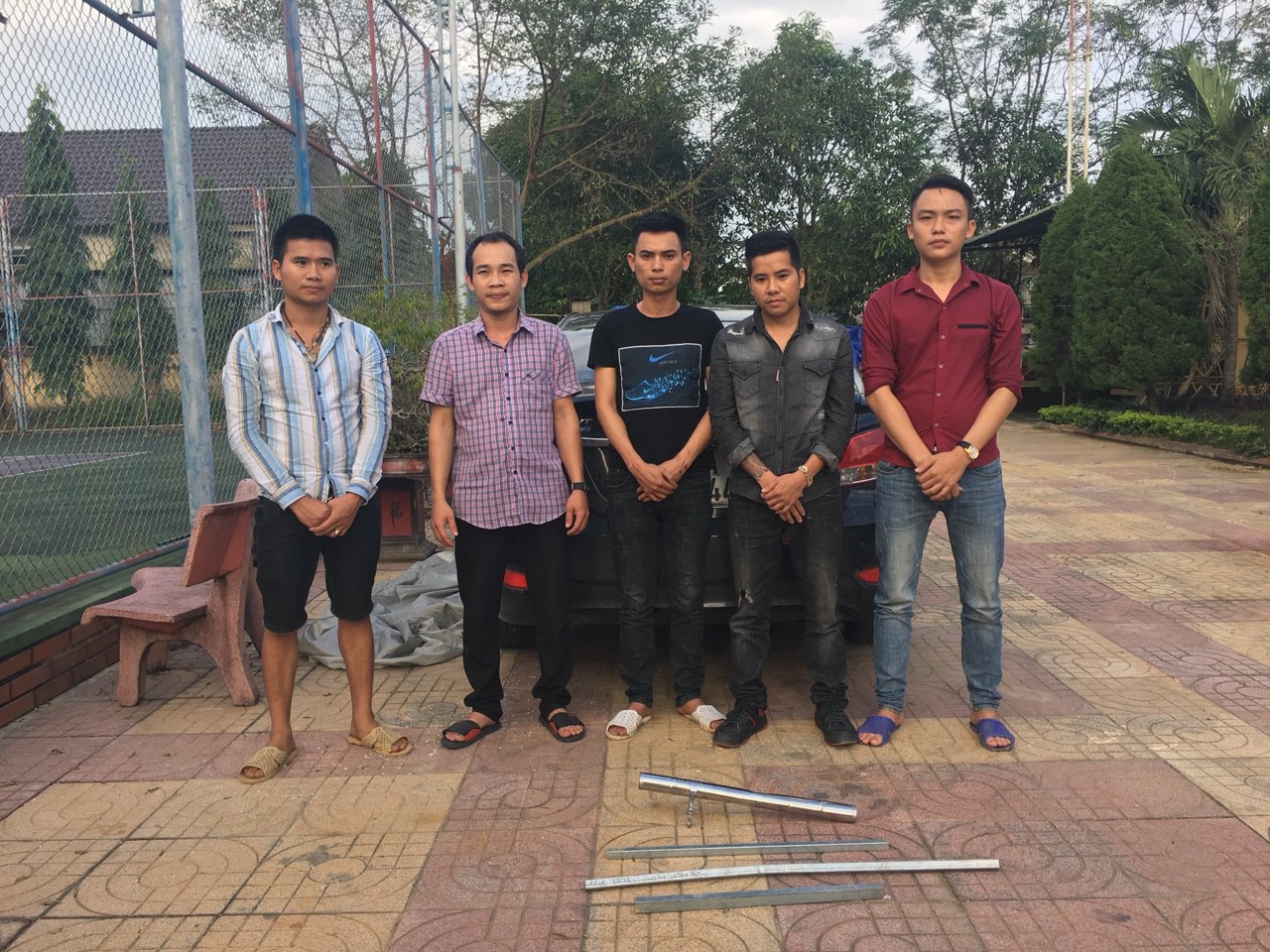 Xin lỗi không chân thành, nam thanh niên bị 5 đối tượng hành hung trong đêm