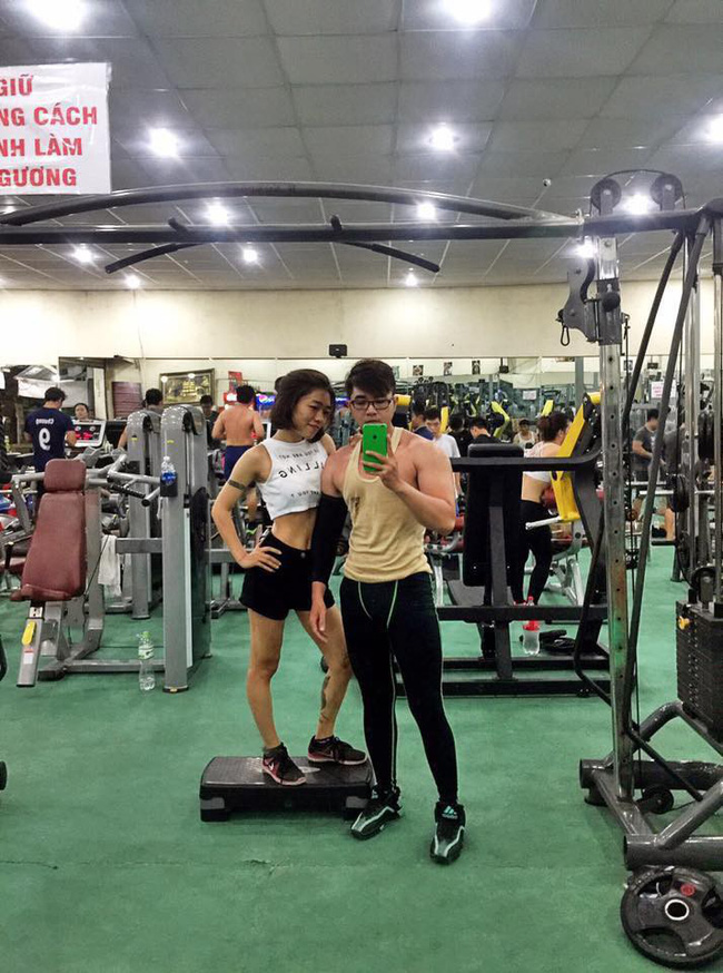 Thanh niên 6 múi bể dáng vì tăng vèo vèo 20kg sau khi kết hôn, biết lý do ai cũng giật mình