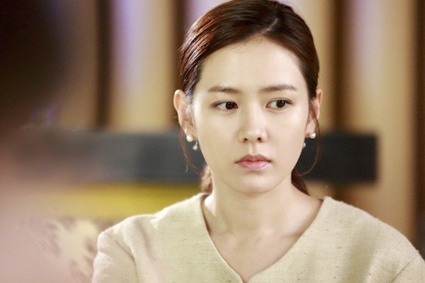 Mới cưới nhưng chồng đã nằng nặc đòi ly hôn, cả tôi lẫn mọi người đều choáng váng khi nghe anh nói lý do