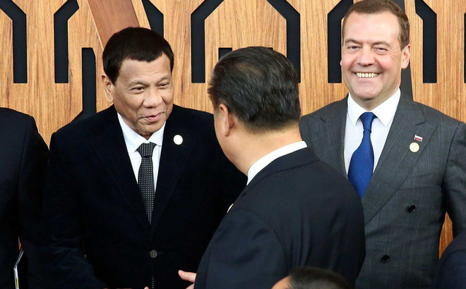 TT Duterte gửi mật ngọt tới ông Tập Cận Bình, tiết lộ ý định sang Trung Quốc sinh sống