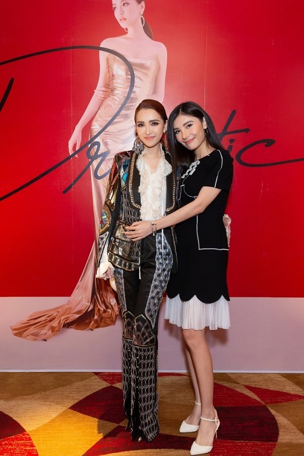 Bích Phương lần đầu lên tiếng về hình ảnh phản cảm gây tranh cãi