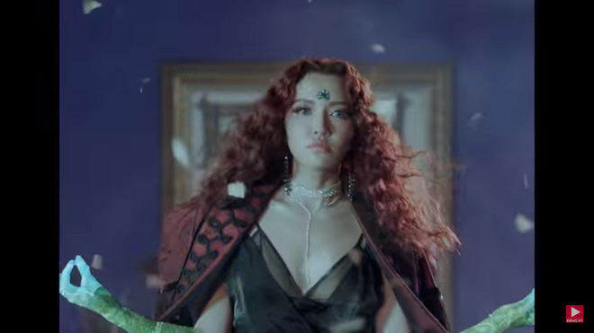 Bích Phương liều lĩnh đụng chạm tôn giáo, đưa quỷ Satan vào MV: 100 năm chưa ai dám làm!