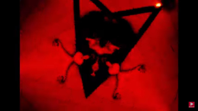 Bích Phương liều lĩnh đụng chạm tôn giáo, đưa quỷ Satan vào MV: 100 năm chưa ai dám làm!