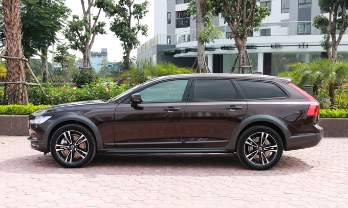 Volvo V90 - lựa chọn lạ cho nhà giàu Việt