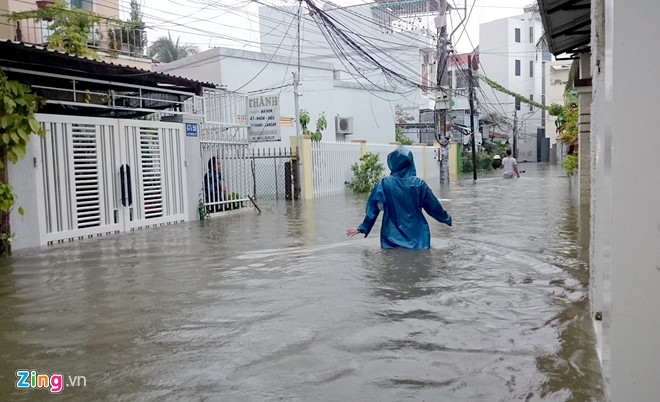 Lở núi 13 người chết ở Nha Trang: Trận mưa lịch sử, thiệt hại quá lớn