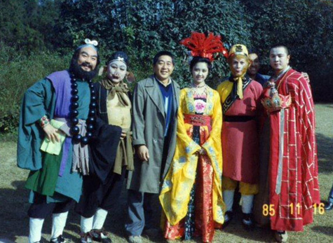 Đường Tăng chạy show, hát hội chợ với cát xê bèo bọt: Lý do khiến nhiều người chua xót