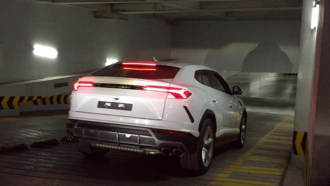 Lamborghini Urus đầu tiên ở Việt Nam về tay đại gia Minh nhựa
