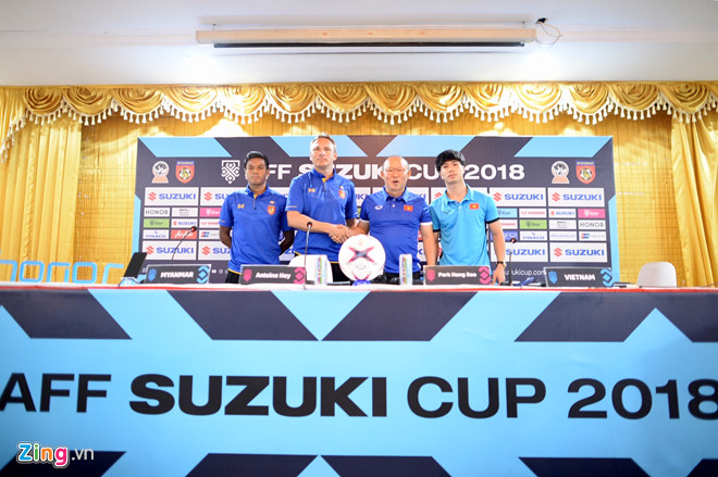 HLV Park từ chối tiết lộ đội hình, thừa nhận trận gặp Myanmar khó khăn