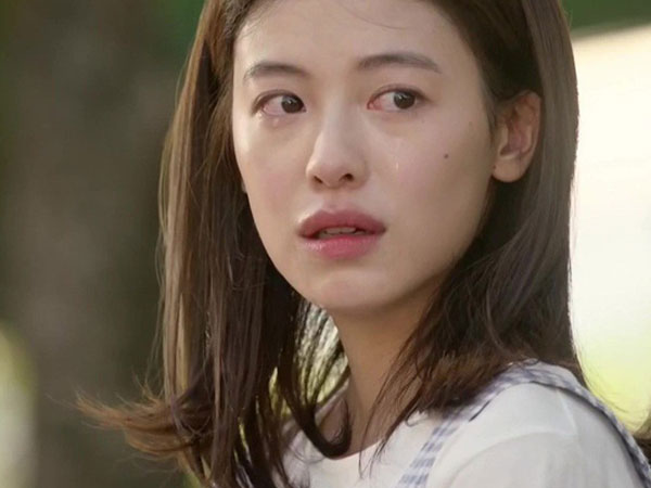 Đêm tân hôn mẹ chồng giàu có bỗng lao vào phòng đòi kiểm tra, con dâu choáng váng bỏ đi trong nước mắt