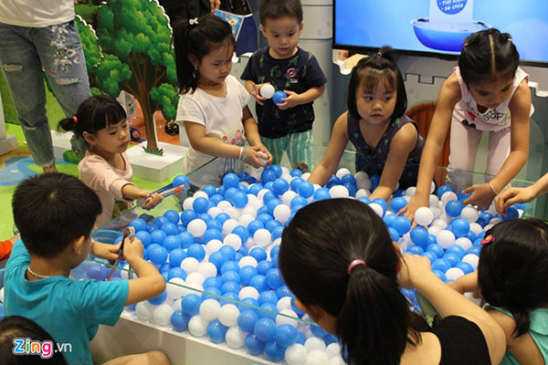 Đại siêu thị, cửa hàng tiện lợi của đại gia ngoại bủa vây khắp Sài Gòn