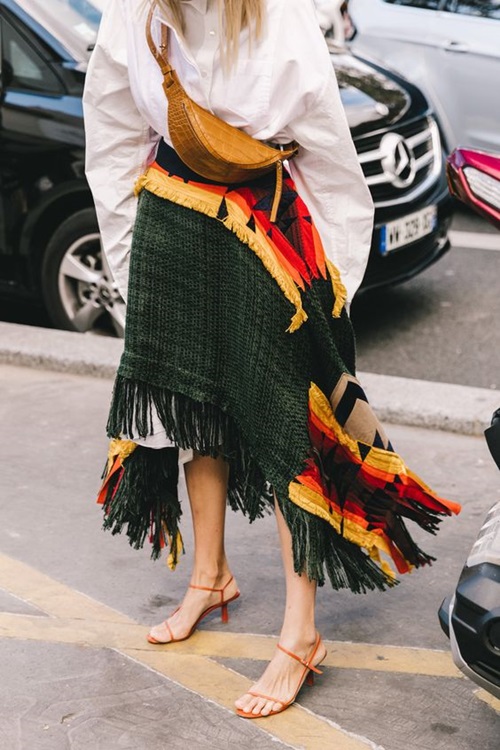 Diện đồ công sở không lo già nếu áp dụng những bí quyết sau