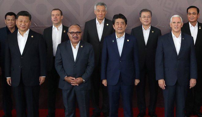 Căng thẳng tột độ: Ông Tập phát biểu xong, đoàn TQ bỏ về hết để không nghe ông Pence nói