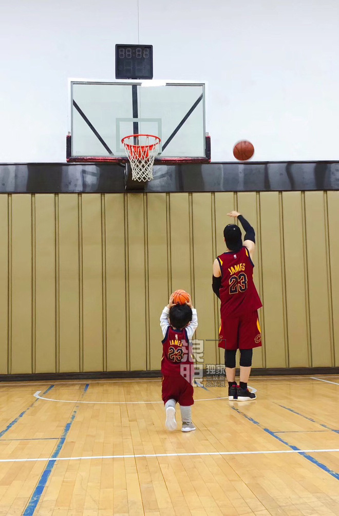 Bằng chứng Angela Baby - Huỳnh Hiểu Minh rạn nứt tình cảm, dấy lên tin đồn ly dị sau 3 năm