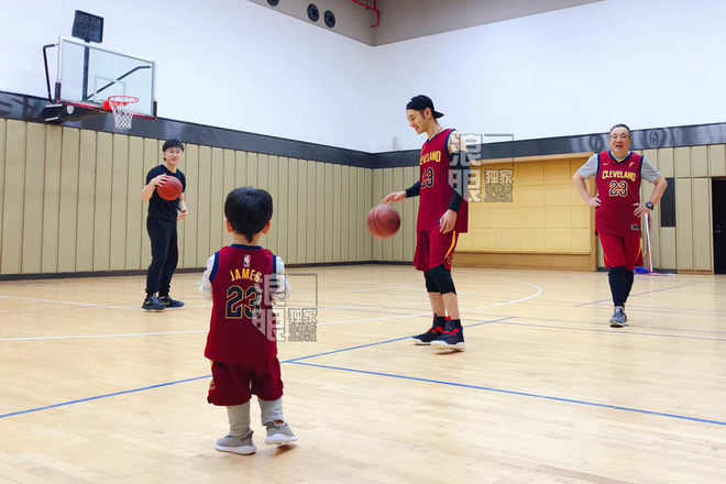 Bằng chứng Angela Baby - Huỳnh Hiểu Minh rạn nứt tình cảm, dấy lên tin đồn ly dị sau 3 năm