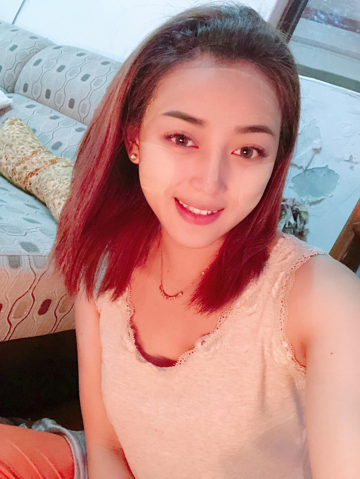 Kém 3 tuổi, Ronaldo Myanmar vẫn tán đổ MC đẹp nghiêng nước nghiêng thành