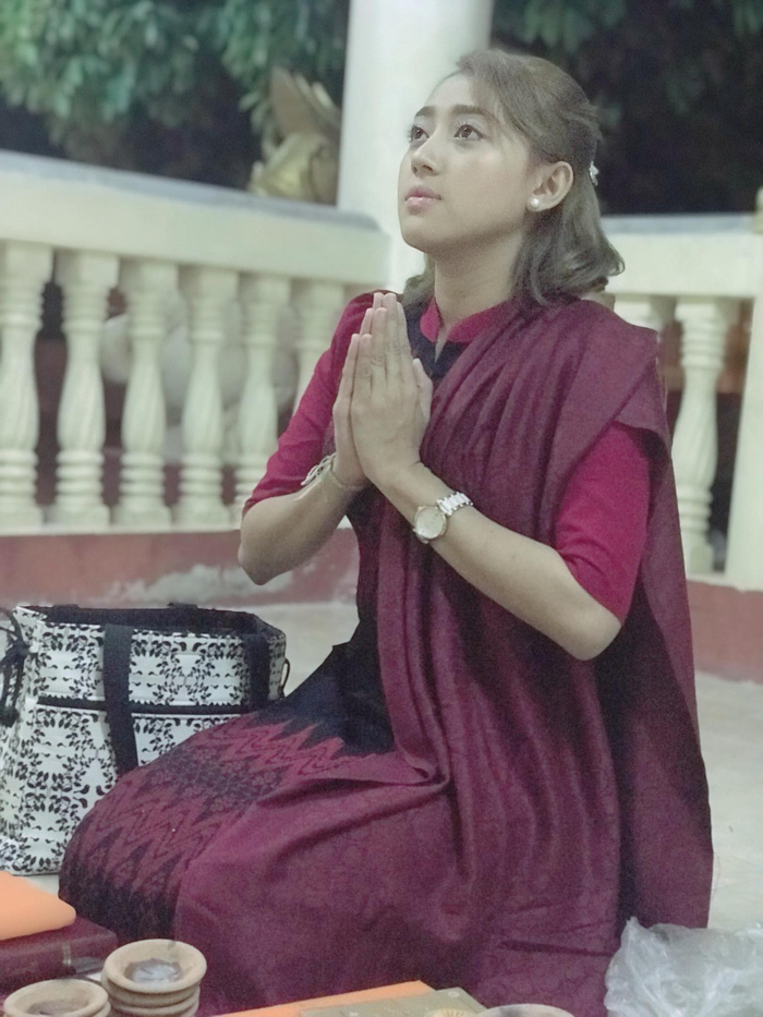 Kém 3 tuổi, Ronaldo Myanmar vẫn tán đổ MC đẹp nghiêng nước nghiêng thành