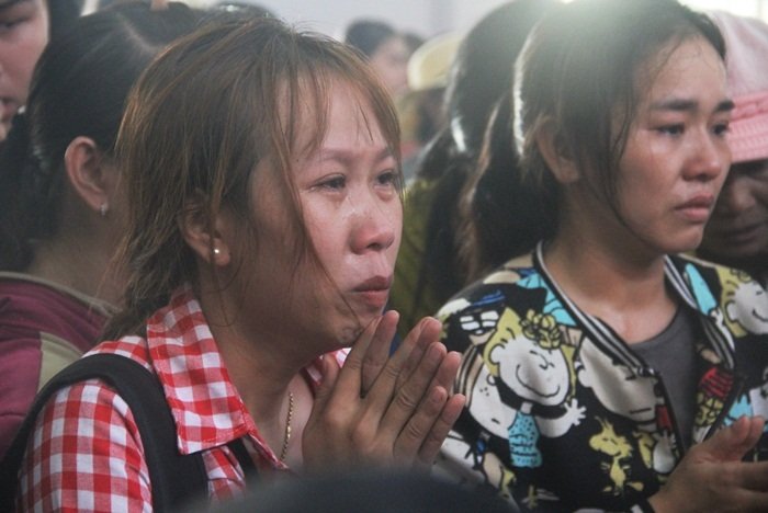 Nghẹn ngào đại tang cả nhà cô giáo mầm non trước ngày 20/11