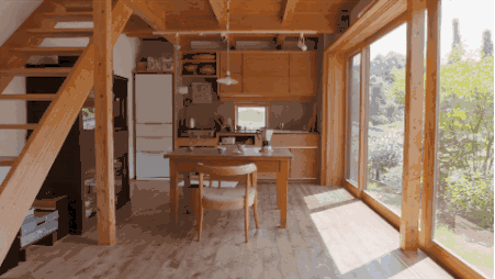 Ngôi nhà nơi thôn quê giản dị nhưng ngập tràn yêu thương của đôi vợ chồng kết hôn được 20 năm ở Nhật