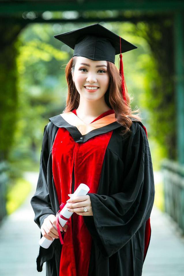 Các sao Vbiz khoe ảnh ngố tàu thời đi học và gửi lời tri ân đầy ý nghĩa trong ngày 20-11 tới các thầy cô giáo