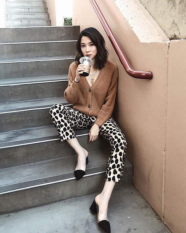 Dành trọn tình cảm cho áo cardigan thì các nàng phải ghim ngay 4 công thức mix&match; đẹp mê li này Dành trọn tình cảm cho áo cardigan thì các nàng phải ghim ngay 4 công thức mix&match; đẹp mê li này