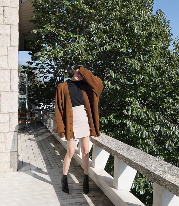 Dành trọn tình cảm cho áo cardigan thì các nàng phải ghim ngay 4 công thức mix&match; đẹp mê li này Dành trọn tình cảm cho áo cardigan thì các nàng phải ghim ngay 4 công thức mix&match; đẹp mê li này