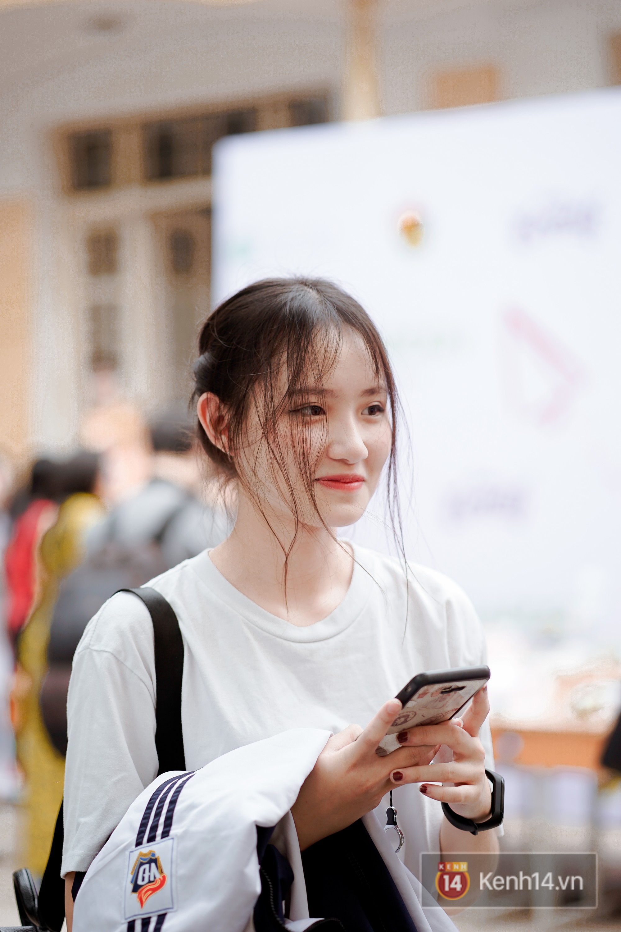 Trường Việt Đức chào mừng ngày 20/11: Đã mắt ngắm dàn nữ sinh xinh ngây ngất trong tà áo dài