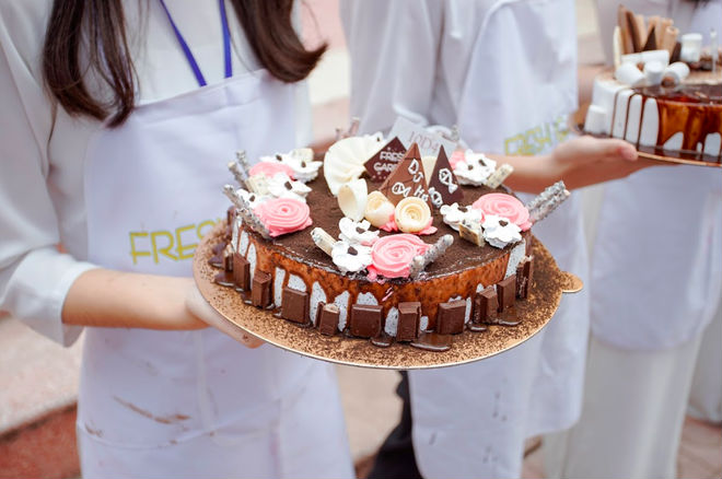 Trường Việt Đức chào mừng ngày 20/11: Đã mắt ngắm dàn nữ sinh xinh ngây ngất trong tà áo dài