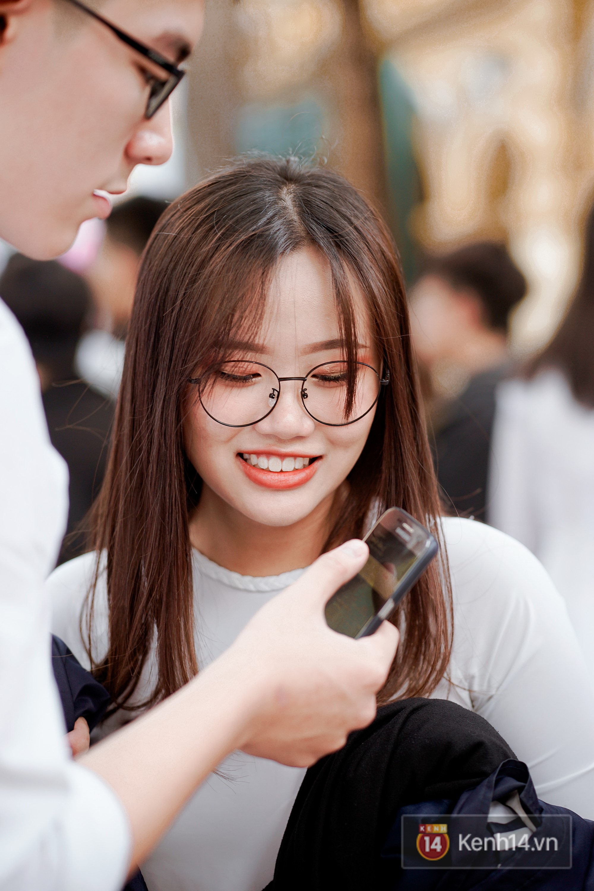 Trường Việt Đức chào mừng ngày 20/11: Đã mắt ngắm dàn nữ sinh xinh ngây ngất trong tà áo dài