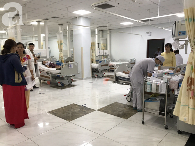 Vụ sập giàn giáo ở trường tiểu học: Có ít nhất 2 học sinh bị thương nặng