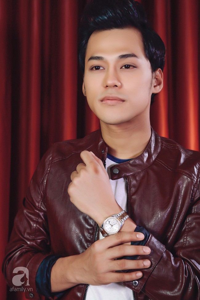 Phan Ngọc Luân thừa nhận không kiềm chế được bản thân khi ngủ chung giường với Đàm Vĩnh Hưng