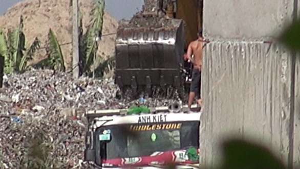 Phóng sự điều tra: Đem chất thải, rác rưởi... san lấp mặt bằng