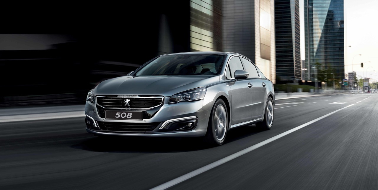 Có 1,25 tỷ không mua SUV VinFast Lux SA2.0 có những lựa chọn gì?