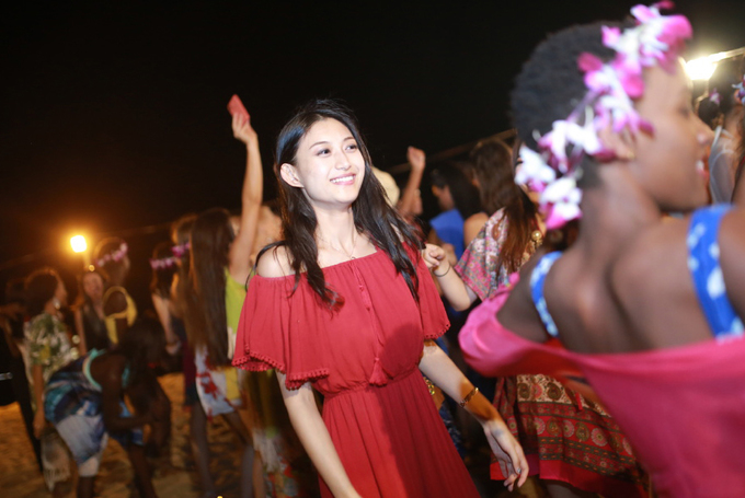 Sắc vóc đại diện chủ nhà Trung Quốc tại Miss World 2018